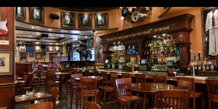Hard Rock Cafe San Diego Bar